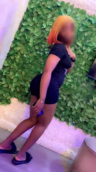Annalena, 25