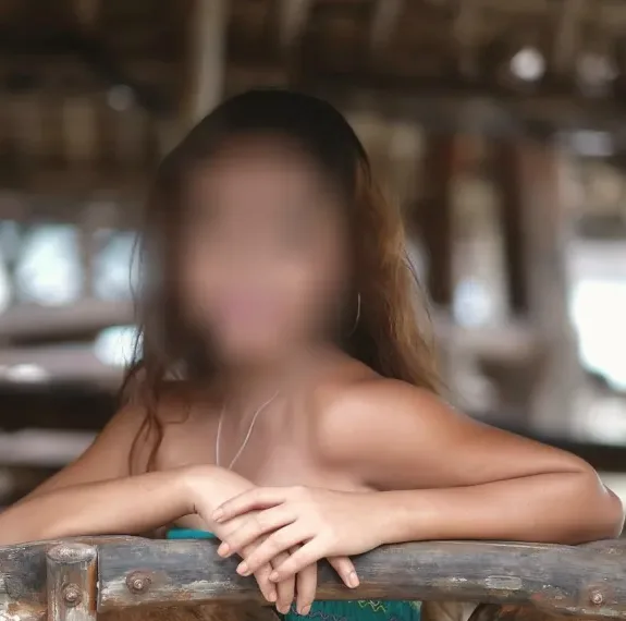 Greta, 35