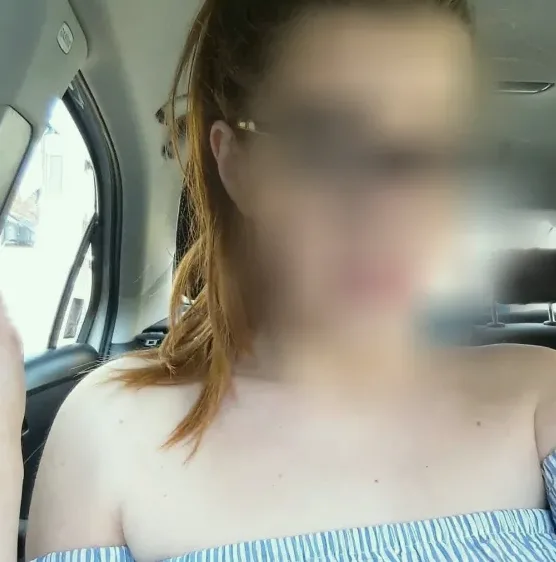 Katharina, 27