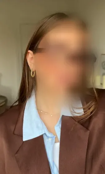 Paula, 32