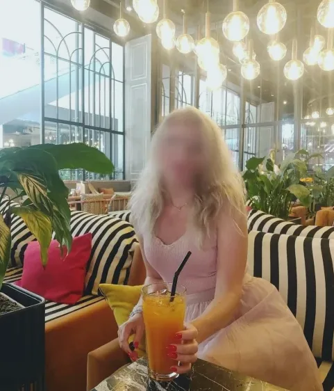 Sophia, 38